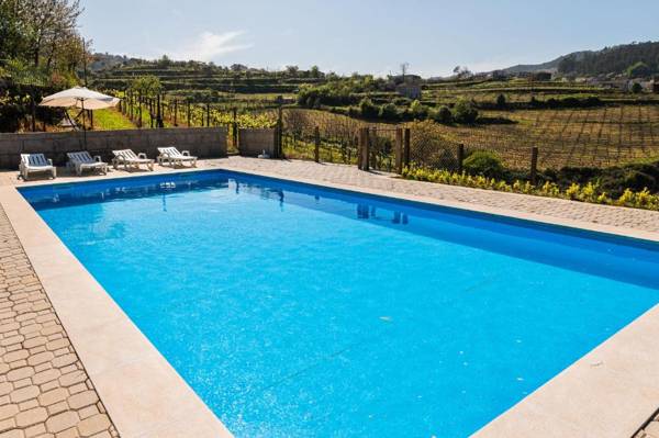 2 bedrooms house with shared pool furnished garden and wifi at Fornos