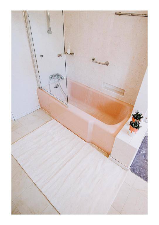 Regina Surf House - Villas with Private Pool