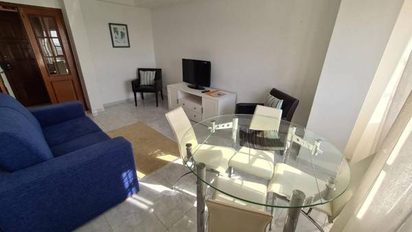 Apartamento Álvaro de Campos 78
