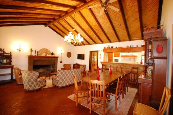 4 bedrooms villa with lake view private pool and jacuzzi at Tavira