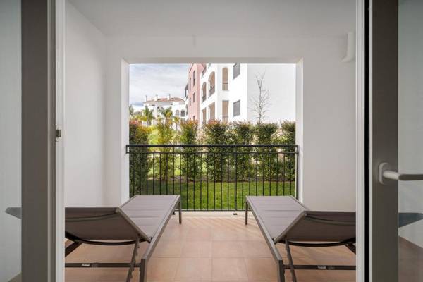 2 Bed Apartment in Cabanas Swimming Pool