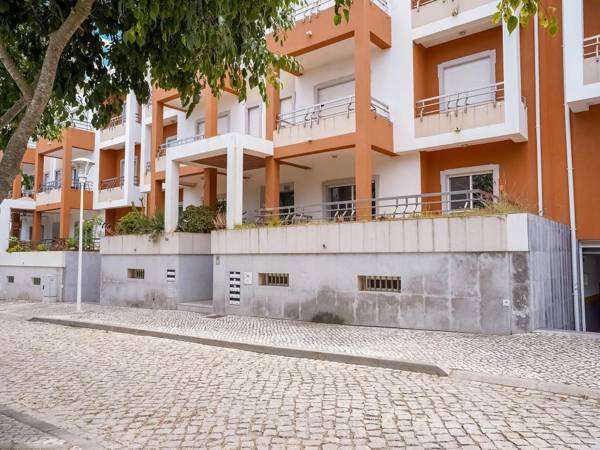 Modern Apartment in Tavira with Swimming Pool