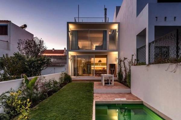 Casa do Côvo - piscina vista de oceano casa nova