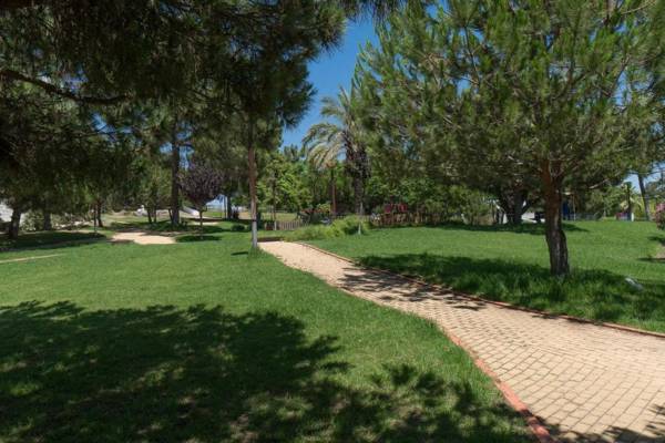 COLINA FÉRIAS- Garagem & WIFI