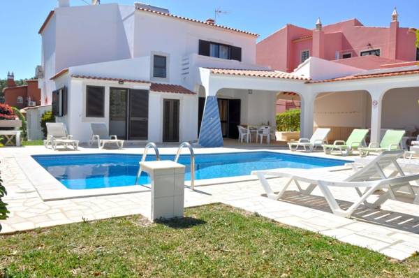 A Fantastic Place for Families Hilton Hotel are and close to amenities