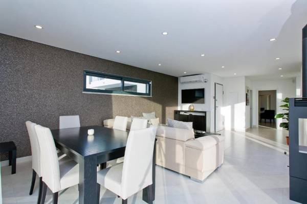 Exclusive Ultra-Stylish Villa close to Vilamoura