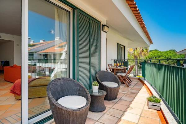 3 Bedroom Apartment in Gated Complex with Pool Vila Sol Resort