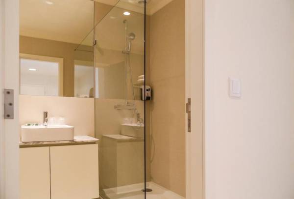 Spot Family Apartments