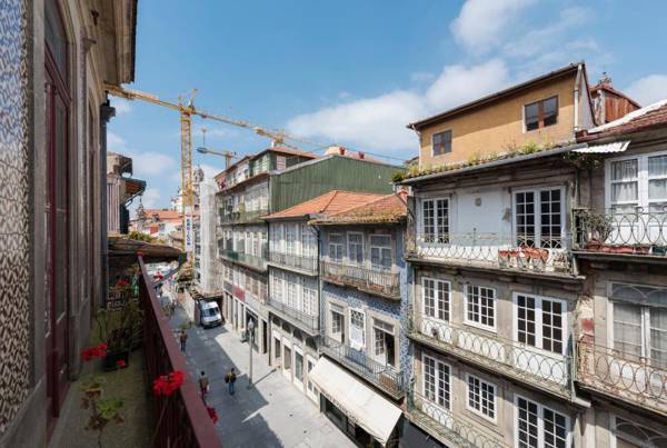 LovelyStay - Flower Stylish Apartment