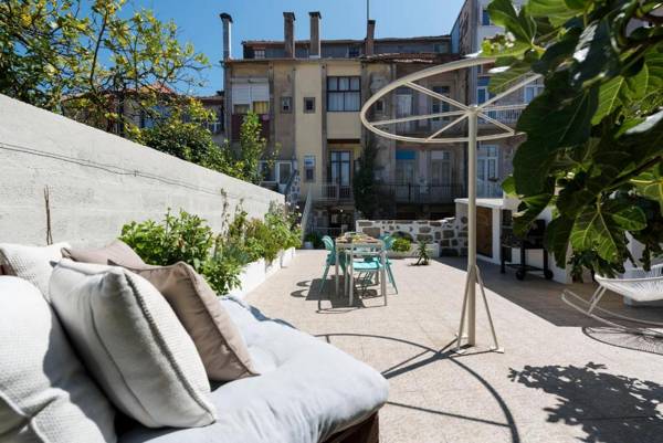 LovelyStay - The Fig Tree House