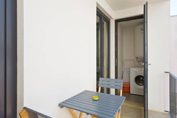One bedroom appartement with wifi at Porto 7 km away from the beach