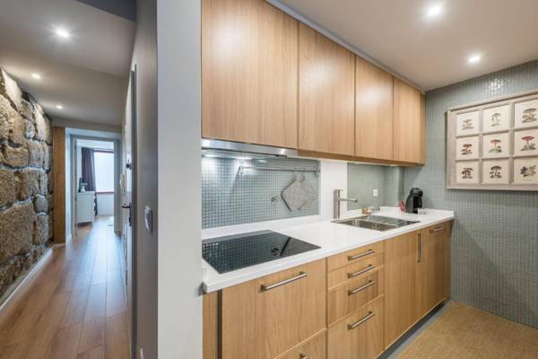 GuestReady - Crayon Walls Balcony