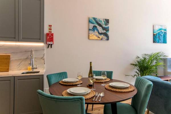 LovelyStay - 2BR Flat with AC in Duque de Loulé