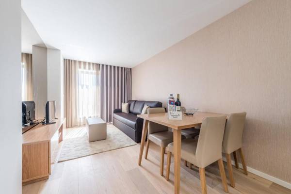 GuestReady - Mushroom