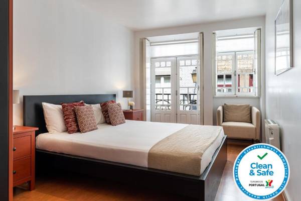 Home @ Porto Clerigos Apartment