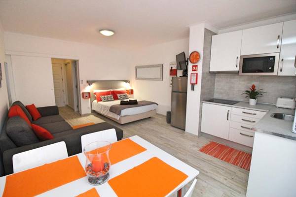 Estúdio Praia Rocha Laranja