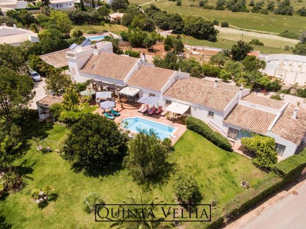 Gorgeous Holiday Home in Portimão with Swimming Pool