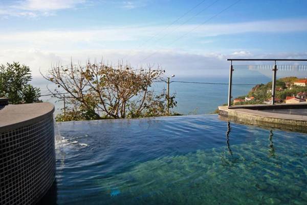 Quinta Girassol by OurMadeira