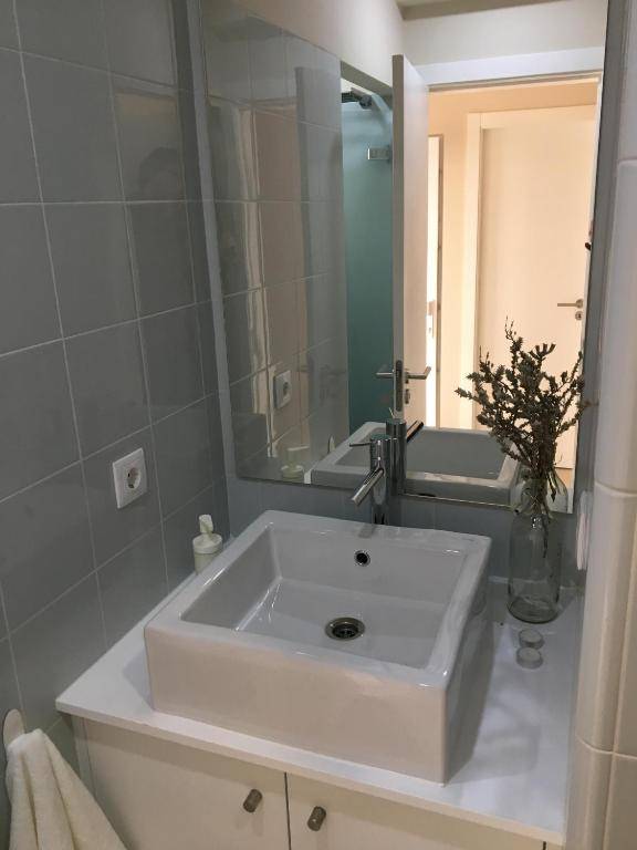 The House of the Cat that wanted to be a Fisherman