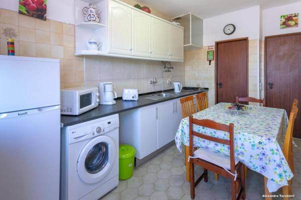 I - Apartment 2 in St. Johns Countryside Getaway