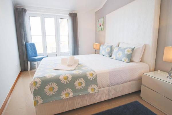 Holidays Nazaré marginal