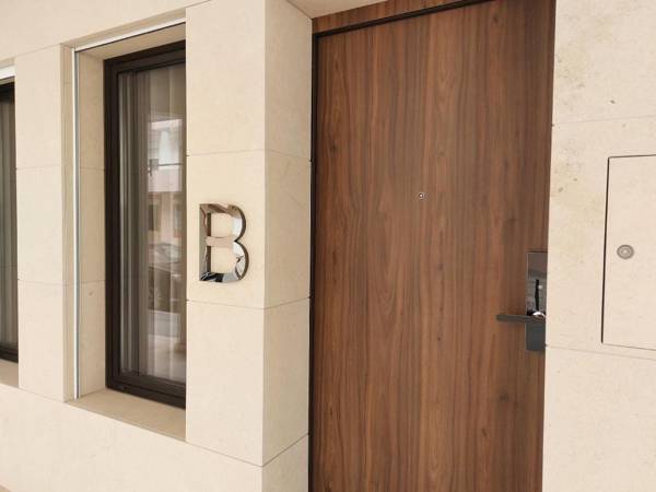 B-Liris Holiday Apartments