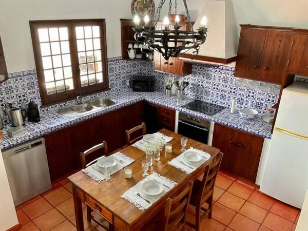 Super Mario Houses - Casa dos Moinhos