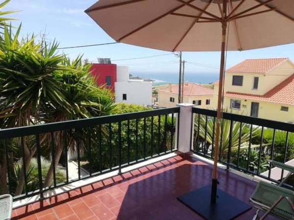 Villa Octopus's Garden by ACasaDasCasas