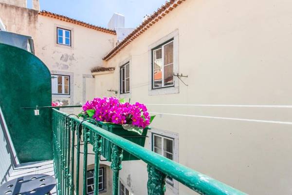 The Love Tram Apartment