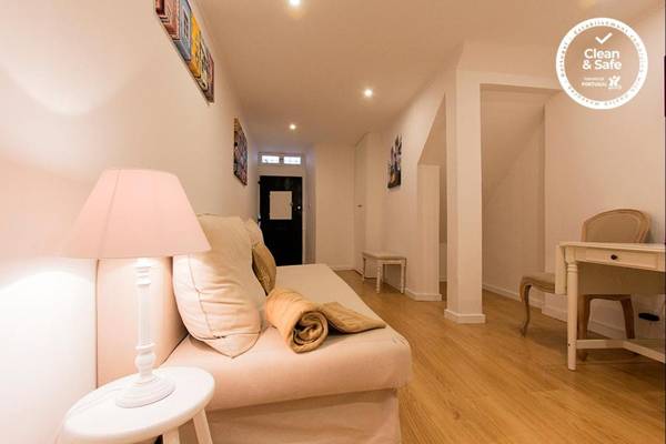 Cosy Chiado by Homing