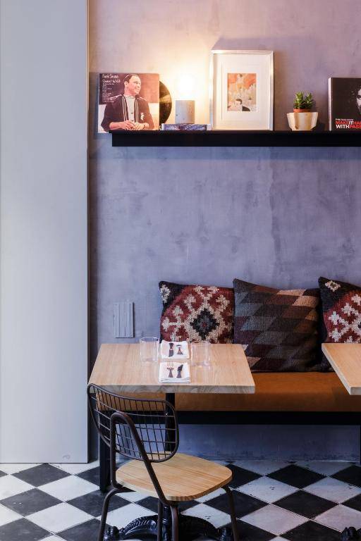 Dear Lisbon - Gallery House