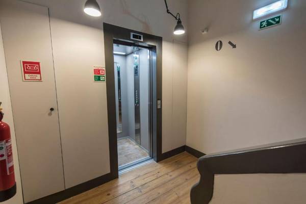 LovelyStay - 3 Bedroom Downtown Wonderwall