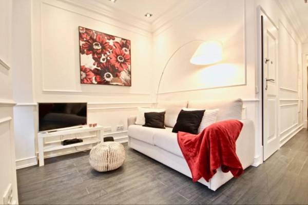 Akicity Santos Astoria