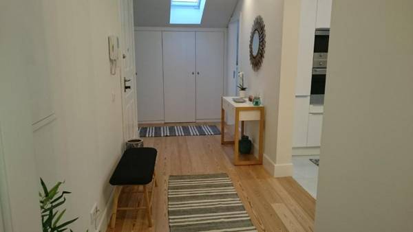 Tauro 195 near El Corte Ingles