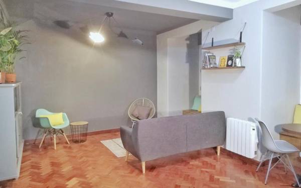 Draft Hostel & Rooms