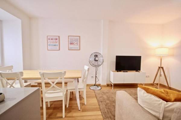 Akicity Santos Charm