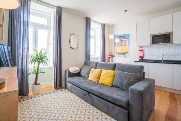 GuestReady - Chic and Vibrant Apt with Stunning Views - Anjos