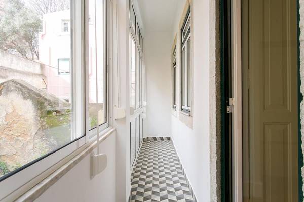 LovelyStay - Cozy 3BDR Apartment in Estrela