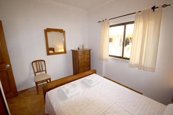 Apartment on the beach Dona Ana by amcf