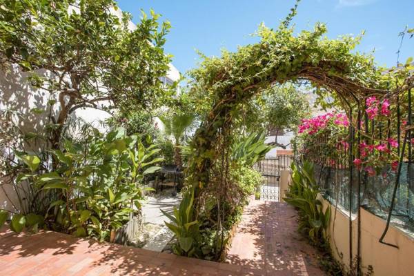 Studio with Private Garden