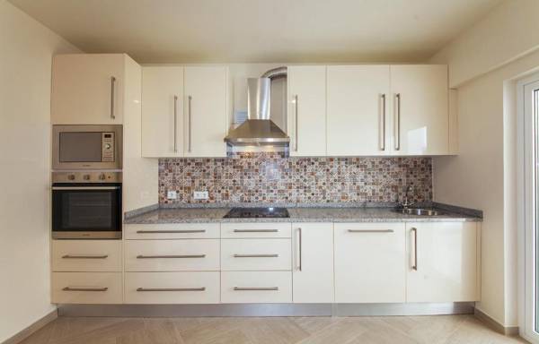 C10 - Lagos Center Apartment