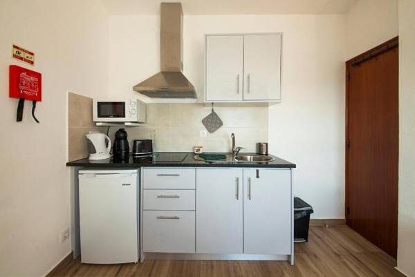 A38 - Rising Sun Top-Floor Flat