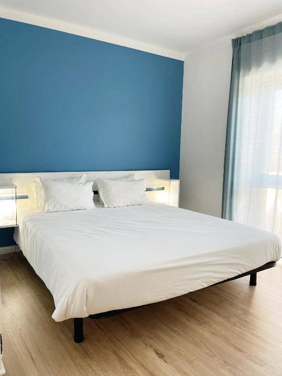 Arca Nova Guest House & Hostel