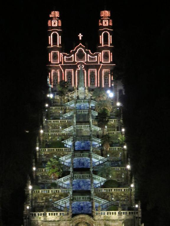 Comfortable rural cottage in ancient village in the Douro region