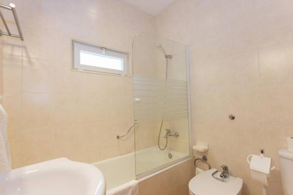 Casinhoto - Casa dos Arcos by Real Life Concierge