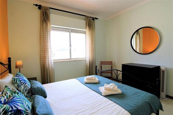 Portimão Classic With Pool by Homing