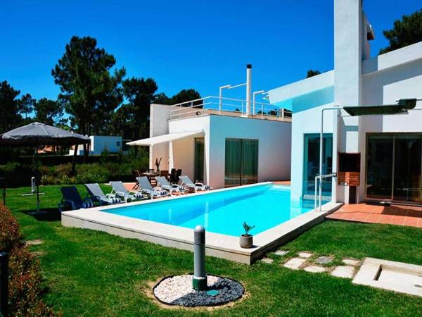 Deluxe Aroeira Villa Villa Aro Tojo Uno 5 Bedrooms Private Pool Perfect for Families