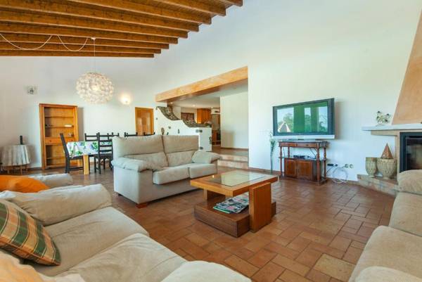 H - Montes de Praias GuestHouse