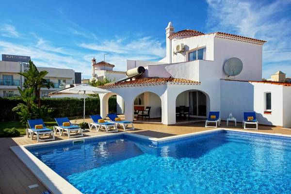 Villa Francella- Relaxing holidays in an ideal location