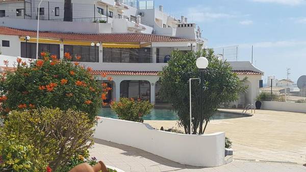 Albufeira with terrace see views 5 min to beach (21)